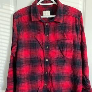 American Eagle boyfriend fit women’s flannel
